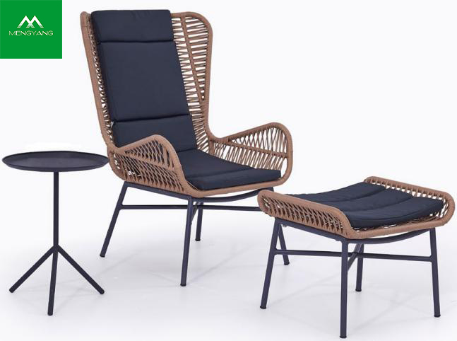 chaise longue al aire libre